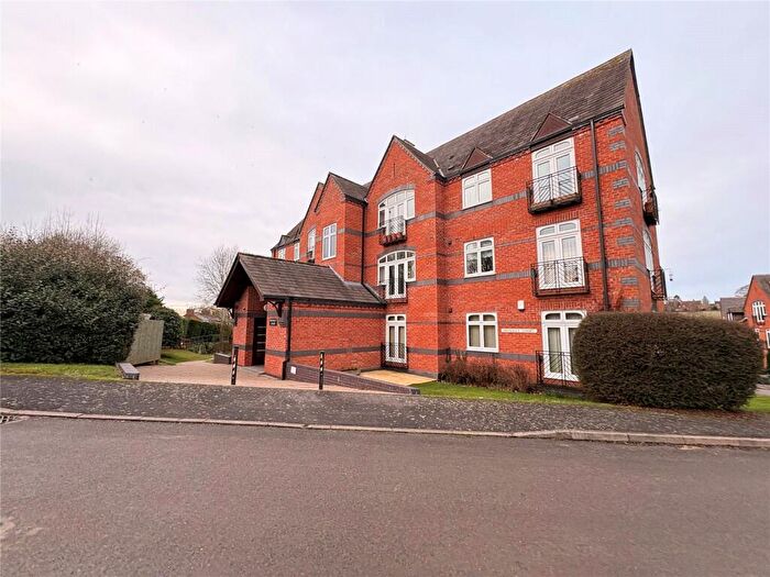 2 Bedroom Apartment For Sale In Brindley Court, Braunston, Northamptonshire, NN11