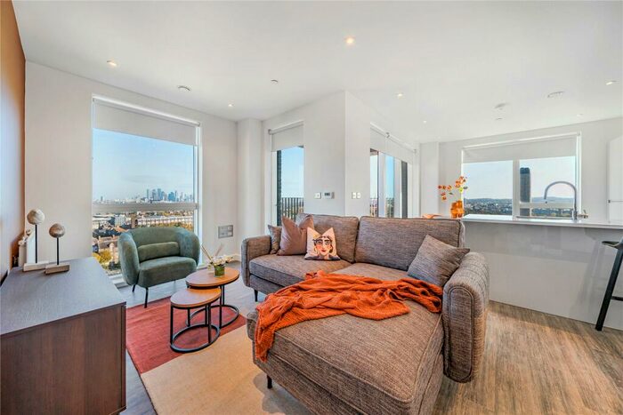 2 Bedroom Apartment To Rent In Thurlow Street, London, SE17