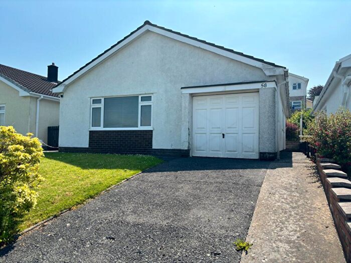 3 Bedroom Detached Bungalow For Sale In Elder Grove, Llangunnor, Carmarthen, SA31