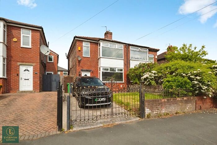 3 Bedroom Semi-Detached House For Sale In Charlestown Road, Manchester, Greater Manchester, M9