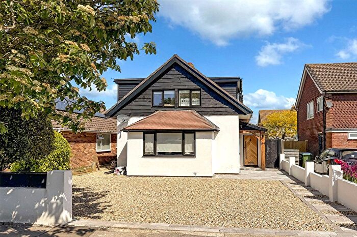 3 Bedroom Detached House For Sale In Oakcroft Gardens, Littlehampton, West Sussex, BN17