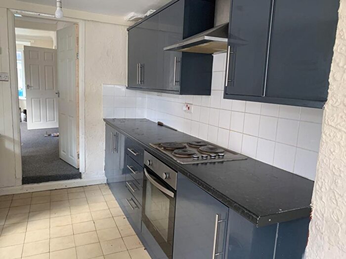 2 Bedroom Terraced House For Sale In Colenso Street, St Georges Road, Hull, HU3