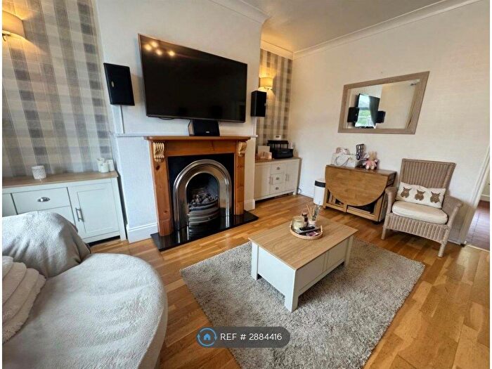 2 Bedroom Terraced House To Rent In Shaw Road, Newhey, Rochdale, OL16