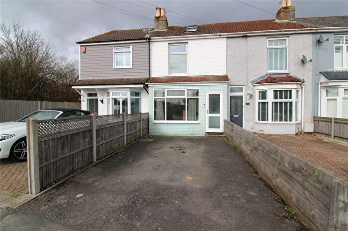3 Bedroom Terraced House For Sale In White Hart Lane, Fareham, Hampshire, PO16