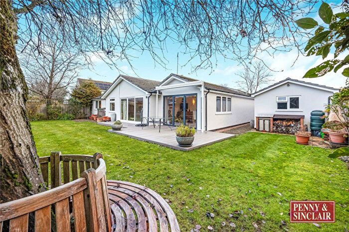 4 Bedroom Bungalow For Sale In Makins Road, RG9