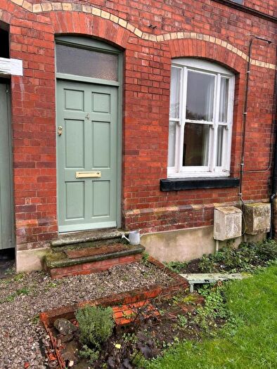 1 Bedroom Flat To Rent In Watt Close, Bromsgrove, B61