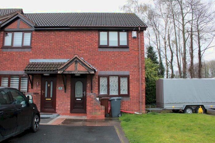 2 Bedroom Property To Rent In Ambleside Close, Bradley, Bilston, WV14