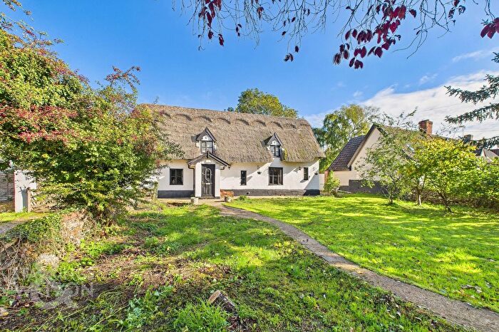 4 Bedroom Detached House For Sale In Fenn Road, Blo Norton, Diss, IP22