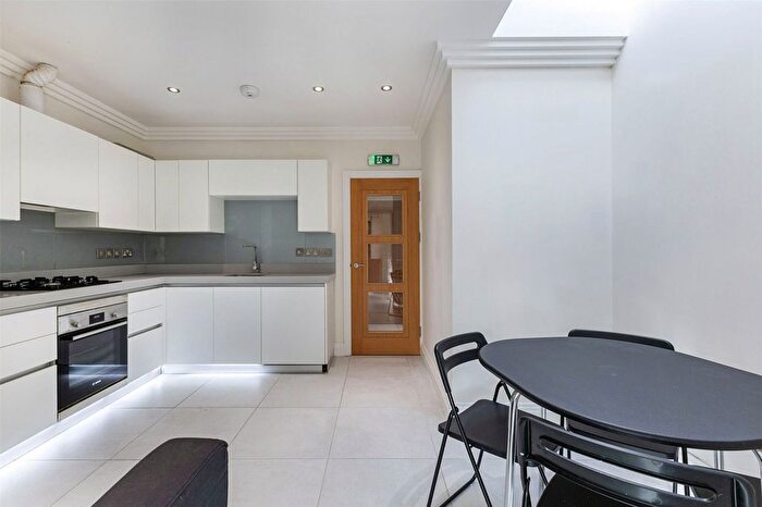 4 Bedroom Terraced House To Rent In Lotus Mews, Archway, London, N19