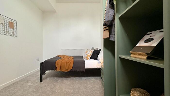 6 Bedroom House To Rent In Bower Road, Sheffield, S10