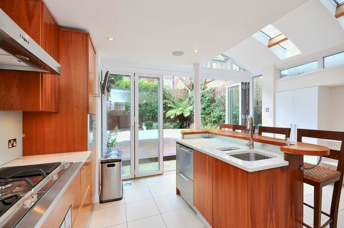 4 Bedroom Terraced House To Rent In Gowrie Road, London, SW11