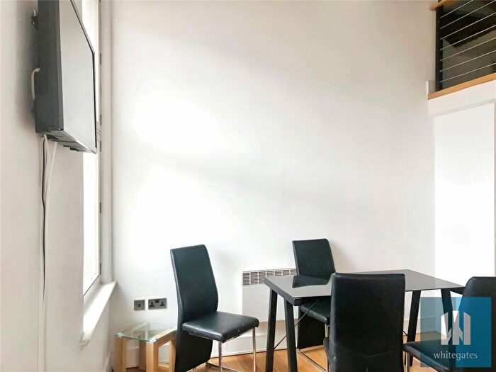 2 Bedroom Apartment To Rent In Britannia Buildings, St Peters Street, Huddersfield, HD1