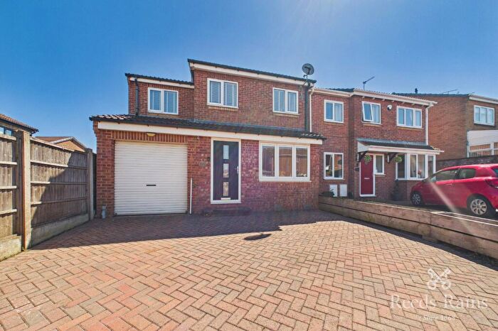 3 Bedroom Detached House For Sale In Tasman Grove, Maltby, Rotherham, South Yorkshire, S66