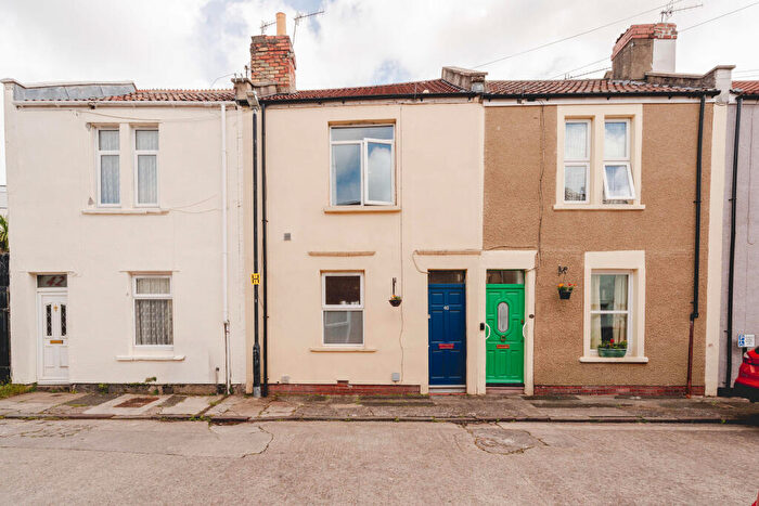 3 Bedroom Terraced House For Sale In Dartmoor Street, Southville, Bristol, BS3
