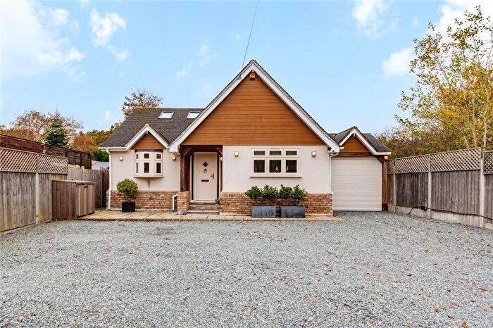 3 Bedroom Detached House For Sale In Parkstone Avenue, Wickford, Essex, SS12