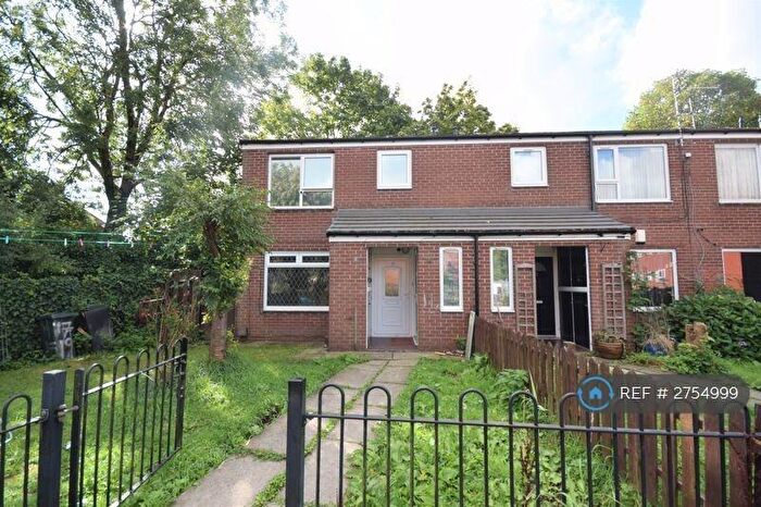 1 Bedroom Flat To Rent In Bower Avenue, Rochdale, OL12