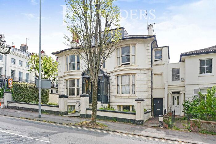 1 Bedroom Flat To Rent In Montpelier Road, Brighton, East Sussex, BN1