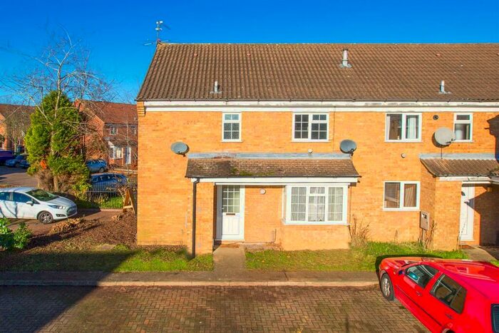 2 Bedroom Terraced House To Rent In Brambleside Court, Kettering, NN16