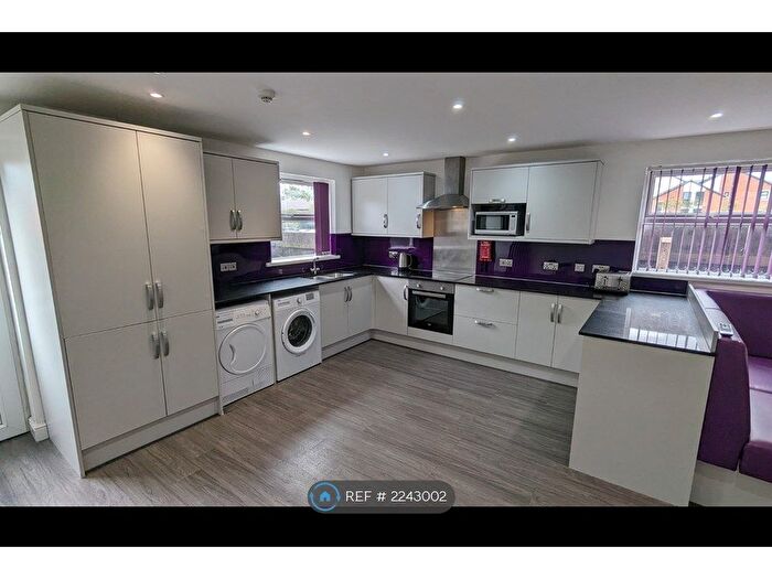 8 Bedroom End Of Terrace House To Rent In Abbotsford Mews, Ormskirk, L39