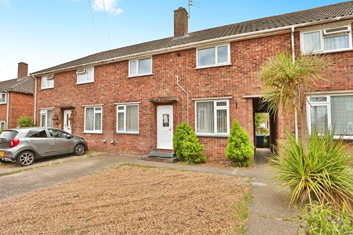 3 Bedroom Semi-Detached House To Rent In Fairfax Road, Norwich, NR4
