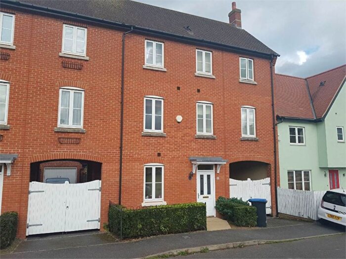 5 Bedroom Property For Sale In Chipmunk Chase, Hatfield, Hertfordshire, AL10