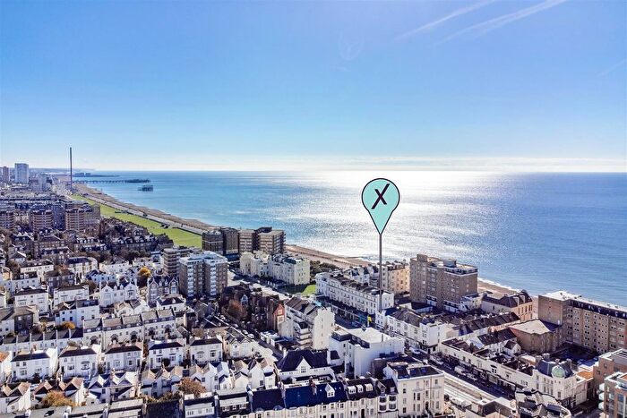 2 Bedroom Flat For Sale In Victoria Terrace, Hove, BN3