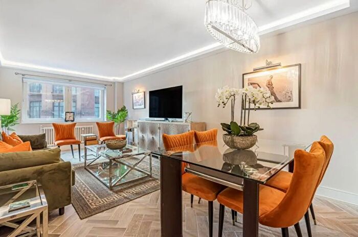 2 Bedroom Flat To Rent In Hans Crescent, London, SW1X