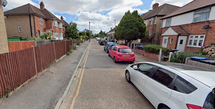 2 Bedroom Maisonette To Rent In Errol Gardens, New Malden, KT3