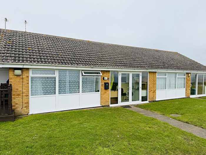 3 Bedroom Bungalow To Rent In Corton, Lowestoft, NR32