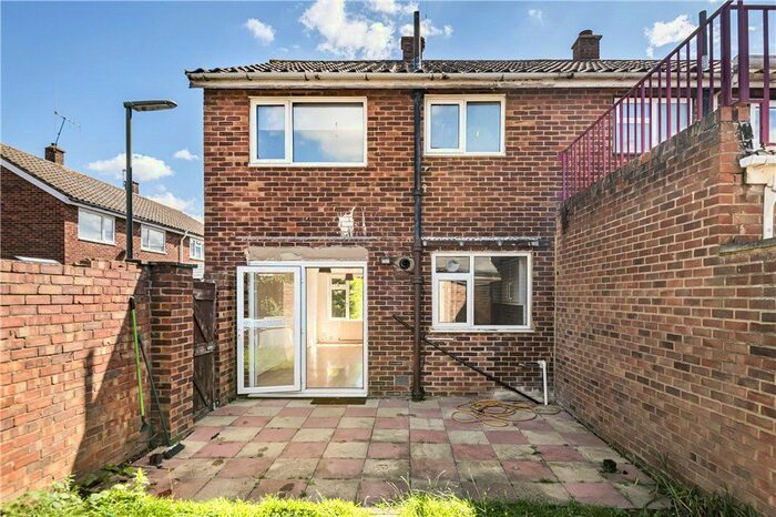 2 Bedroom End Of Terrace House To Rent In Hengrove Crescent, Ashford, Surrey, TW15