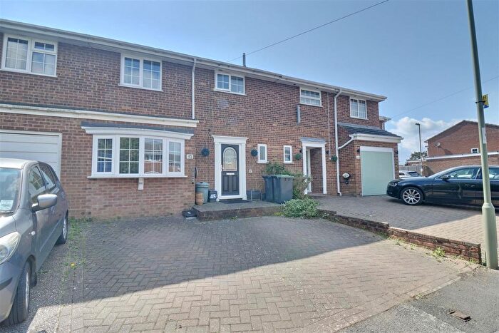 3 Bedroom Terraced House For Sale In Brightside, Waterlooville, PO7