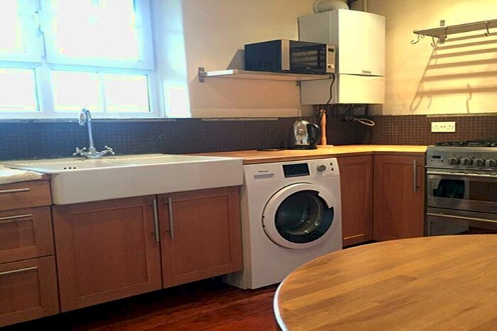 1 Bedroom Flat To Rent In Phoenix Road, Euston, NW1