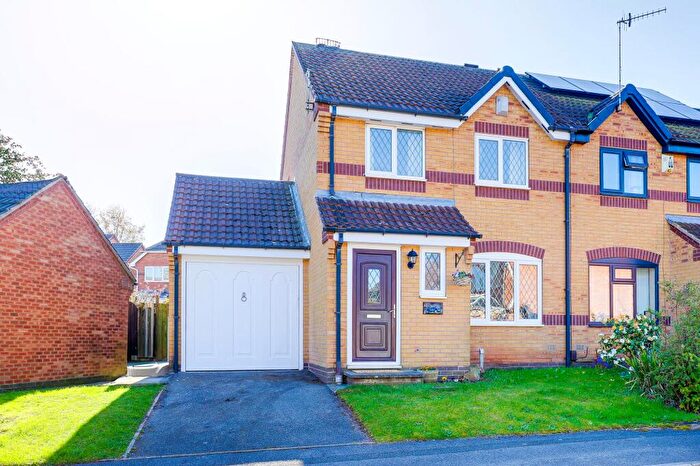 3 Bedroom Semi Detached House For Sale In Colindale Gardens, Nuthall, NG16