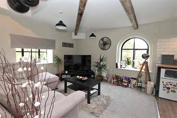 1 Bedroom Apartment For Sale In Woodcock Mews, Brierley Hill, DY5