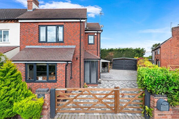 3 Bedroom Semi-Detached House For Sale In The Willows, Oldfield Lane, Ombersley, Droitwich., WR9