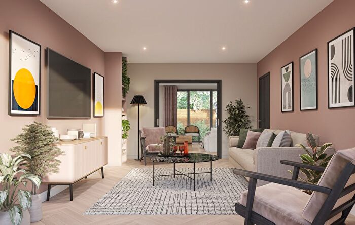 5 Bedroom Semi Detached House For Sale In Shelley Close, Edgware, HA8