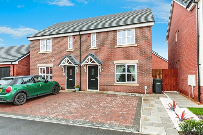 3 Bedroom Semi-Detached House For Sale In Sapphire Drive, Poulton-Le-Fylde, FY6