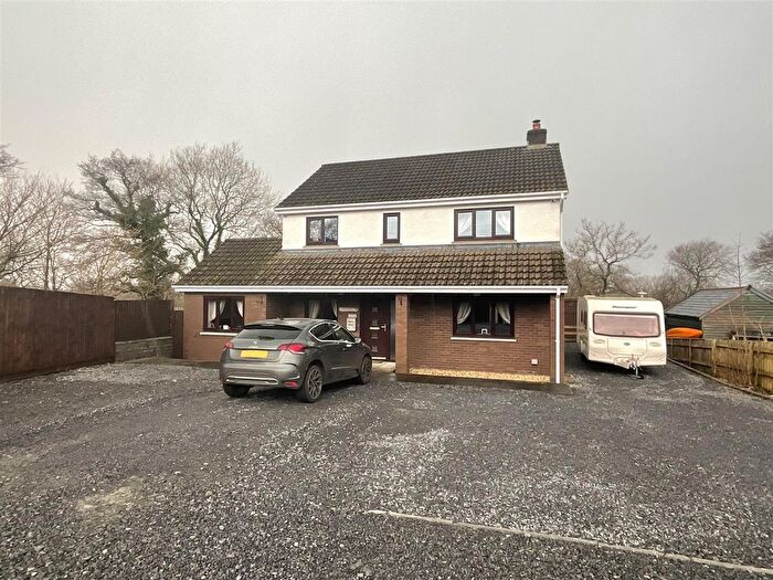 4 Bedroom Detached House For Sale In Llandyfan, Ammanford, SA18