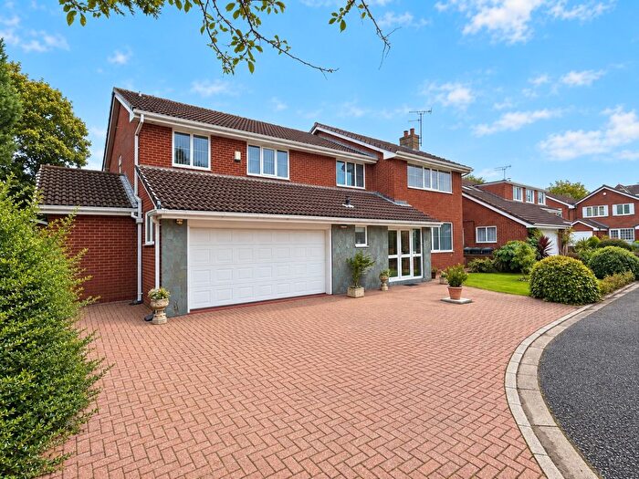 4 Bedroom Detached House For Sale In Prince Charles Gardens, Southport, Merseyside, PR8