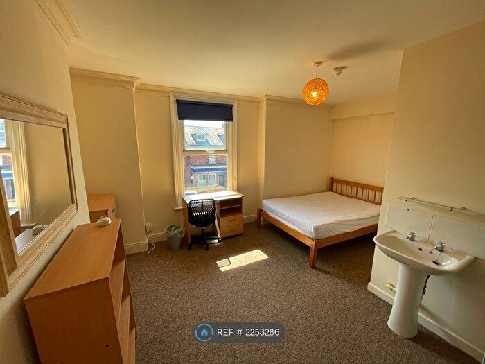 7 Bedroom Terraced House To Rent In West Parade, Lincoln, LN1