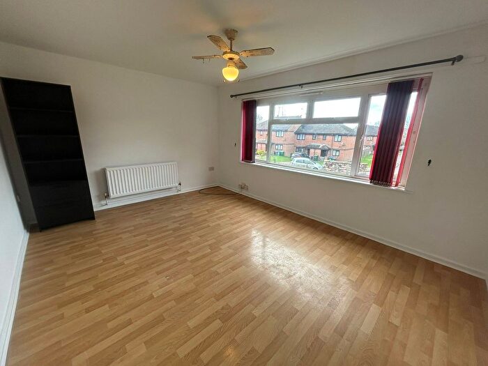 2 Bedroom Flat To Rent In Fisher Street, Tipton, DY4