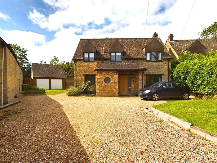 4 Bedroom Detached House To Rent In Buckland Road, Bampton, OX18