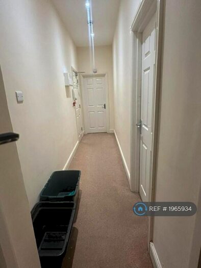1 Bedroom Flat To Rent In Honestone Street, Bideford, EX39