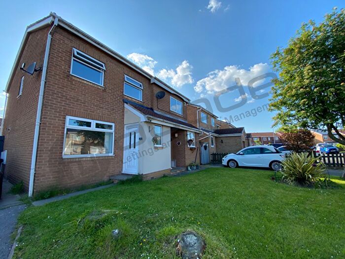 3 Bedroom Semi-Detached House To Rent In Cook Avenue, Rotherham, S66