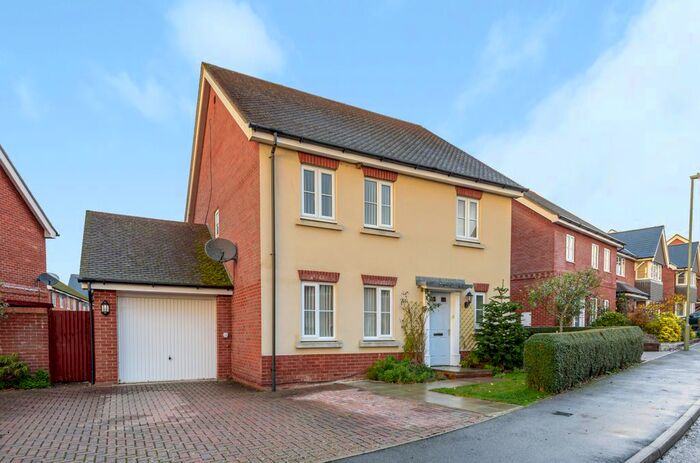 5 Bedroom Detached House To Rent In Wyndham Drive, Romsey, Hampshire SO51