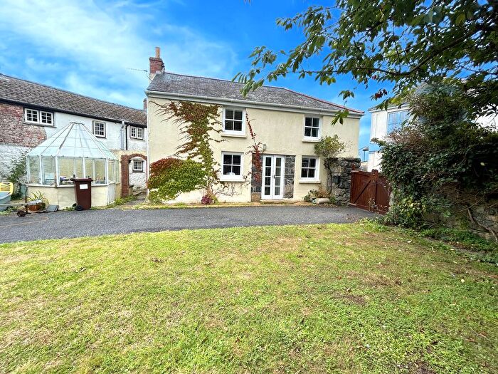3 Bedroom Detached House For Sale In Churchtown, Mullion, TR12