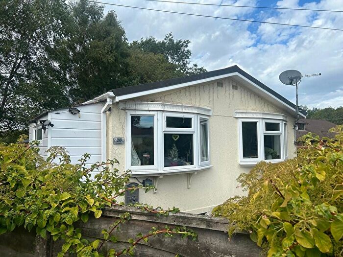 2 Bedroom Mobile Home For Sale In Hogshead Lane, Oakmere, Northwich, CW8