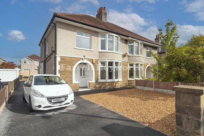 2 Bedroom Flat For Sale In Stuart Avenue, Bare, Morecambe, LA4