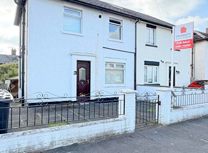 3 Bedroom Semi-Detached House For Sale In Graymount Park, Newtownabbey, BT36