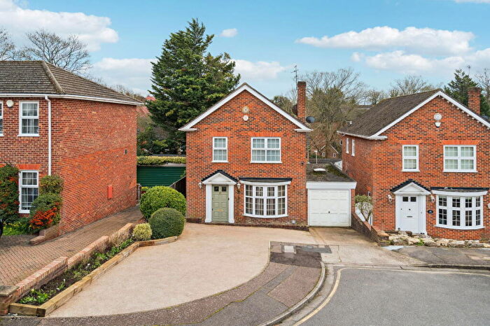 3 Bedroom Detached House For Sale In Greenheys Close, Northwood, HA6